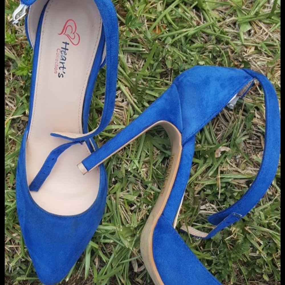 Royal Blue Heels*Negotionable *
